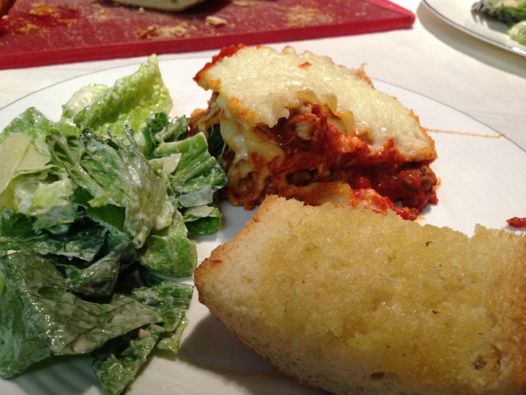 lasagneceasarsaladandgarlicbread
